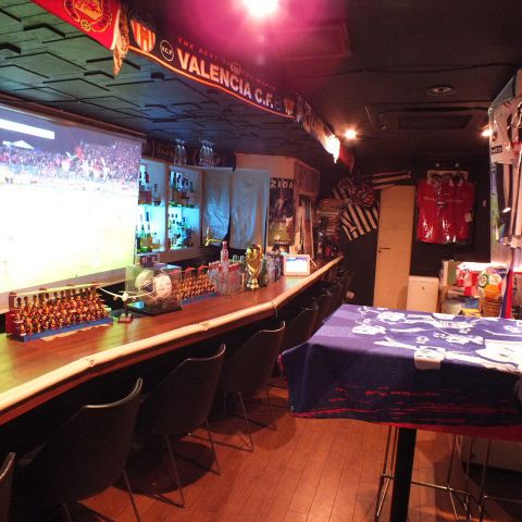 Soccer Bar Shake Hands大阪北新地　店内